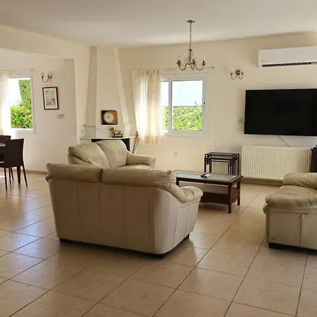 Dafni Malama Villa